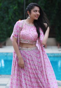 varsha bollamma 8